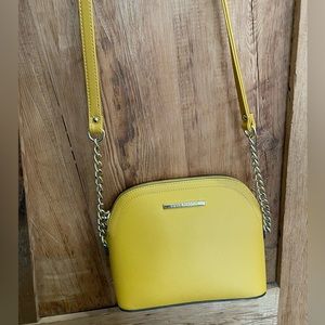 Steve Madden Woman bag .Like new .Made in Cambodia .